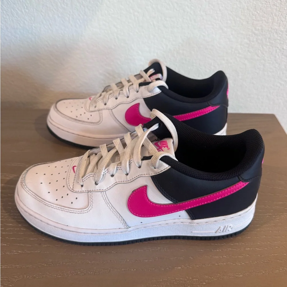Nike Air Force 1 Low Sneakers Size 7Y